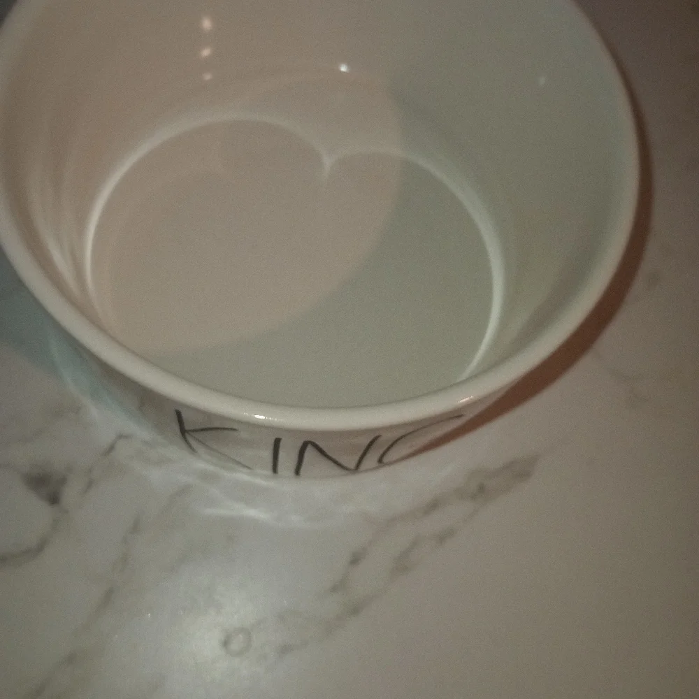 Rae Dunn Water Container